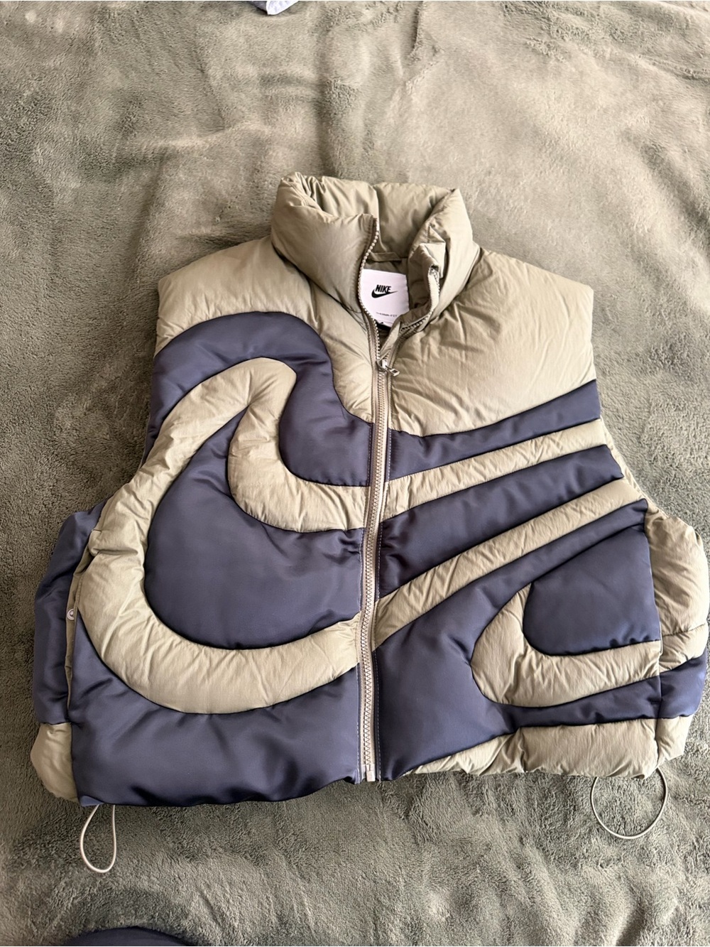 Nike vest women’s Medium